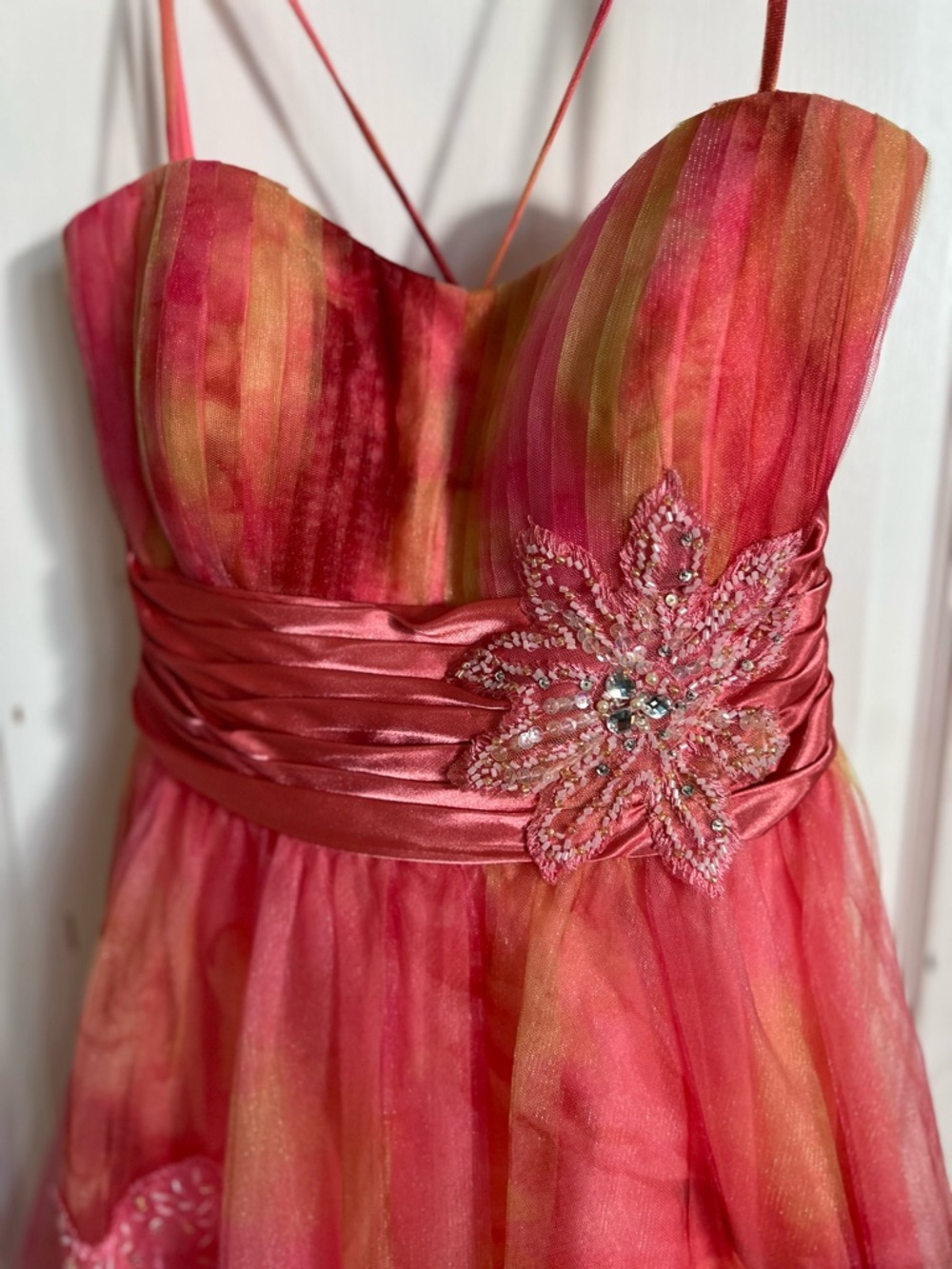 Jovani Prom Ball Gown Size 6 - Picture 4 of 15